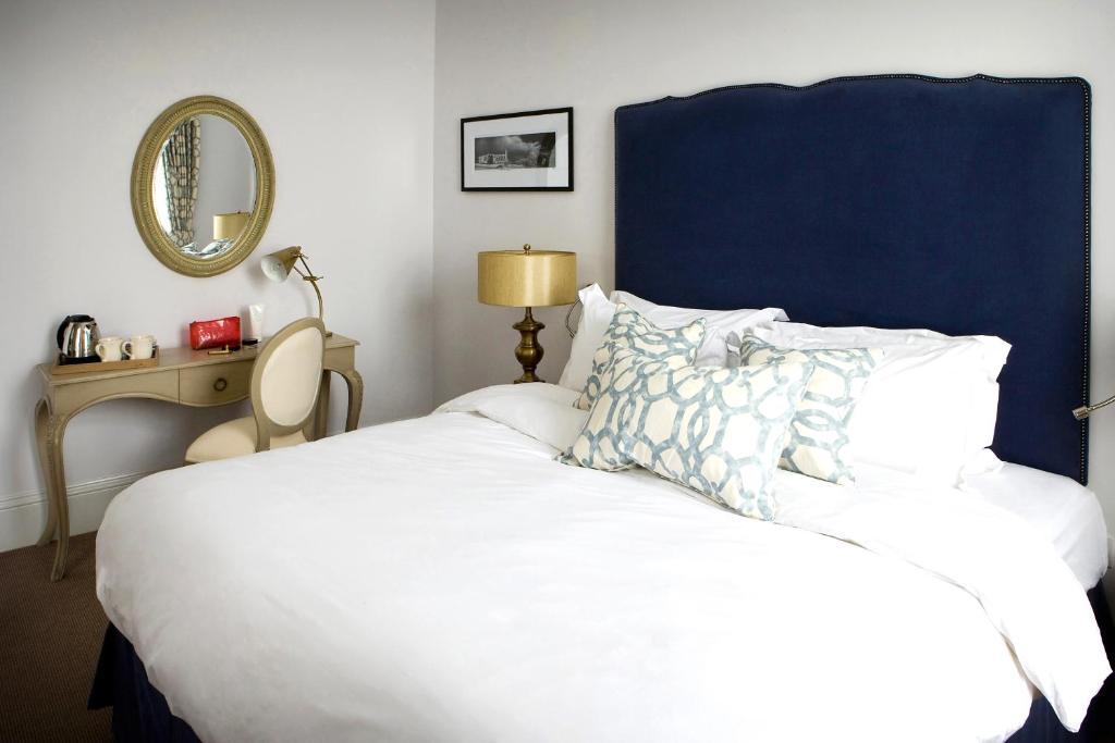 Rooms By Bistrot Pierre At The Crescent Inn Илкли Стая снимка