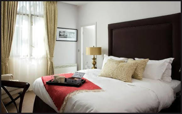 Rooms By Bistrot Pierre At The Crescent Inn Илкли Екстериор снимка