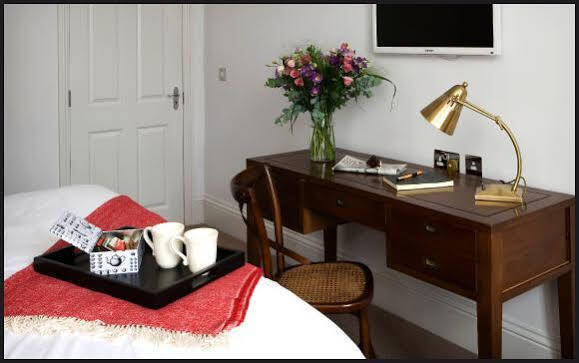Rooms By Bistrot Pierre At The Crescent Inn Илкли Екстериор снимка
