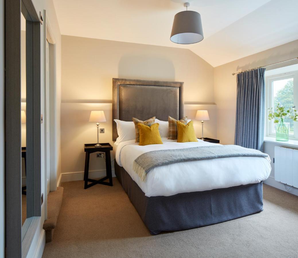 Rooms By Bistrot Pierre At The Crescent Inn Илкли Екстериор снимка